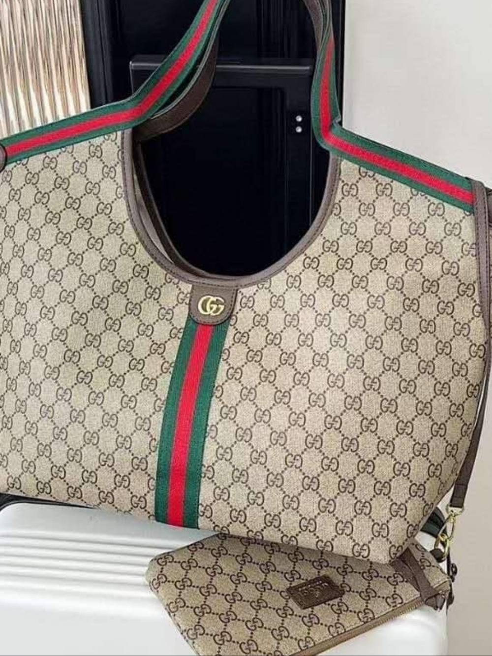 Coated GiG Canvas Monogram Crossbody Tote w/classic Green and Red Strap Pouchet